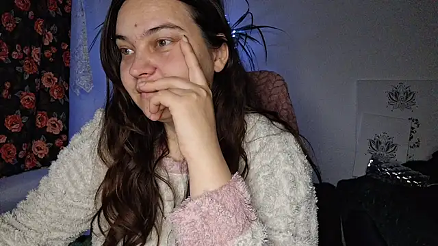 Cyndee_Winter's cam snapshot