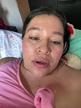 Lovelipsbig's cam snapshot