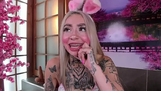 miss___angel's cam snapshot