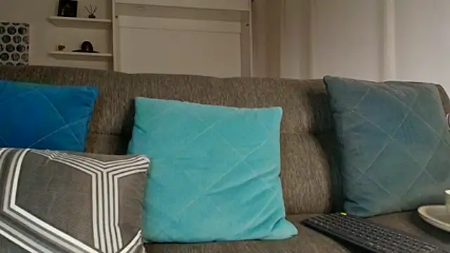 Robyn_Miller live sex cam