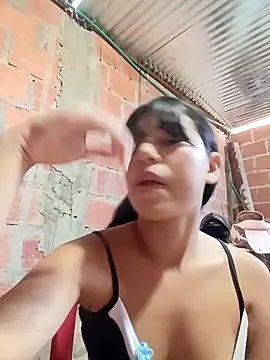 triana-hot18's cam snapshot