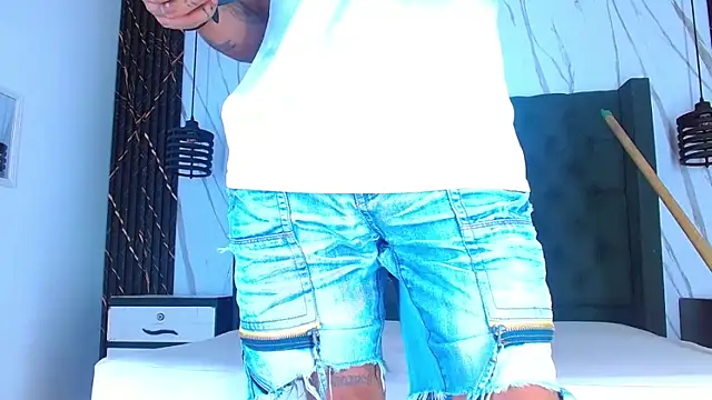 Hot_Latino_x's cam snapshot