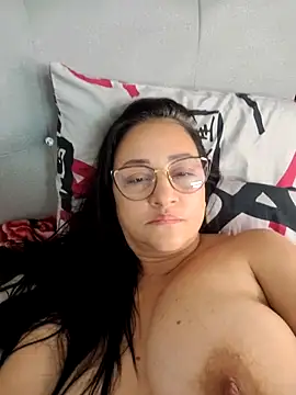 Ameliarizo's cam snapshot