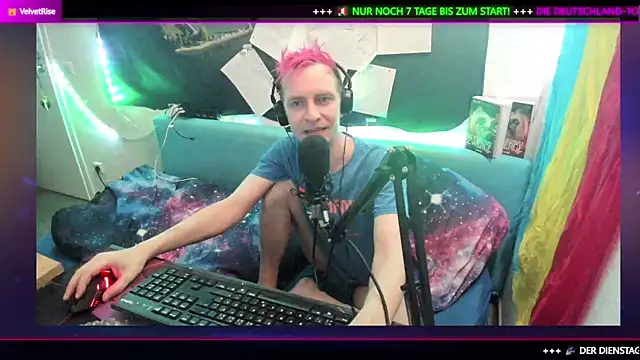 VelvetRise's cam snapshot