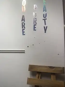 Nara_Bloom's cam snapshot