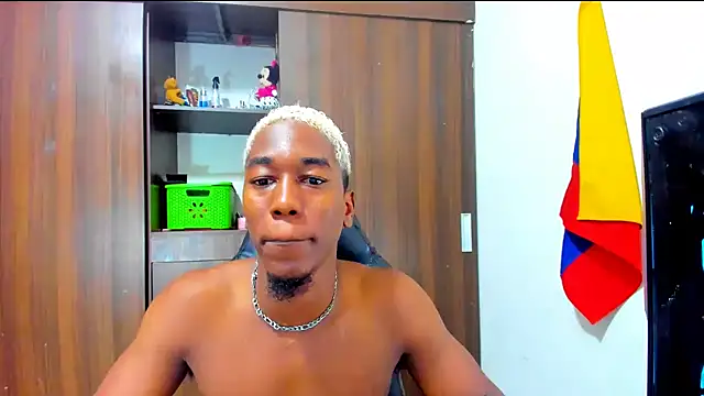 Dreamastercum_'s cam snapshot