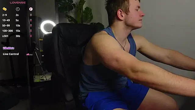 Richard_Dullas's cam snapshot