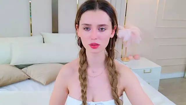 MarybethSnow's cam snapshot