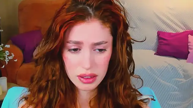 ChristinaConteeree's cam snapshot