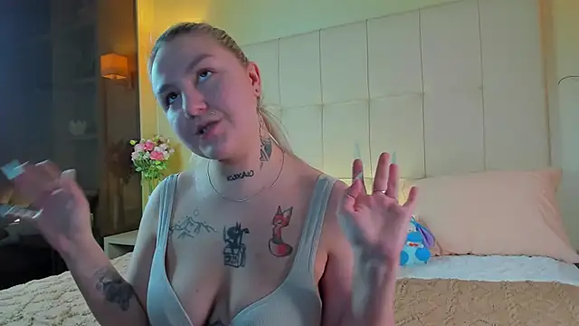 Debbie_Taylor's cam snapshot