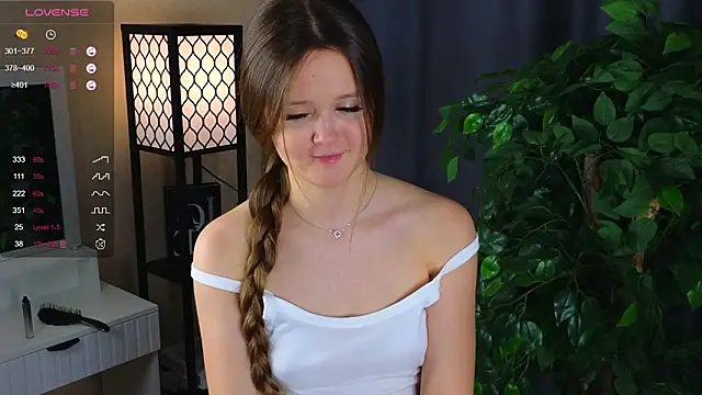 ElenoreReth's cam snapshot