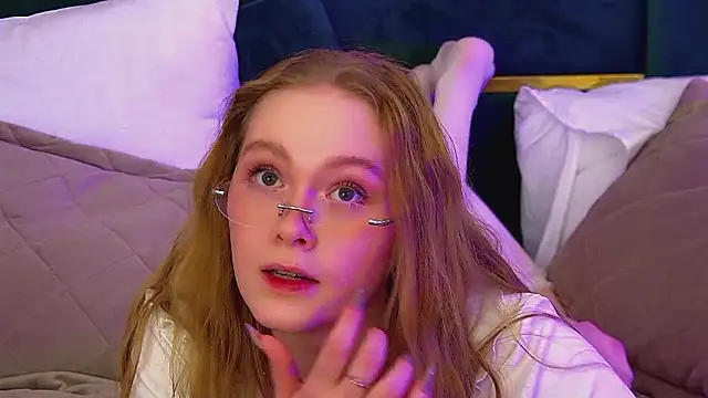 AgataFoxley's cam snapshot