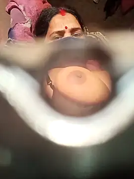 Your-shreya143's cam snapshot