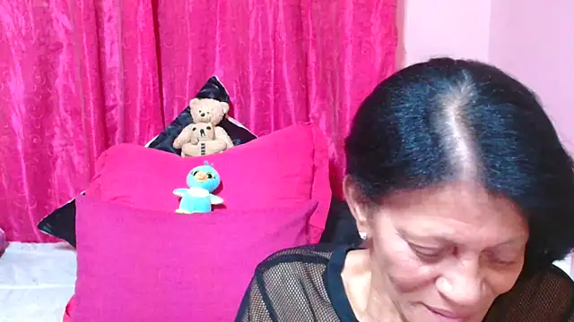 SLUTTYROXY's cam snapshot