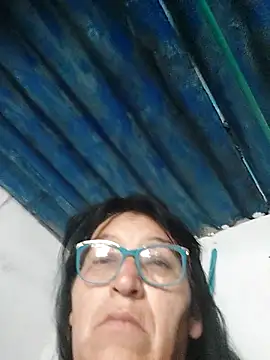 clarita_01's cam snapshot