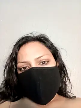 Spicynitya_ncr's cam snapshot