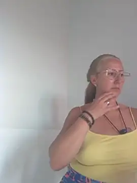 MILEIDE980's cam snapshot