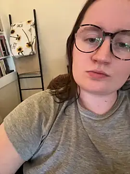 lucycomestrue's cam snapshot