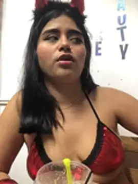 Nara_Bloom's cam snapshot