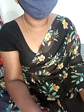 Tamil-hotwife's cam snapshot