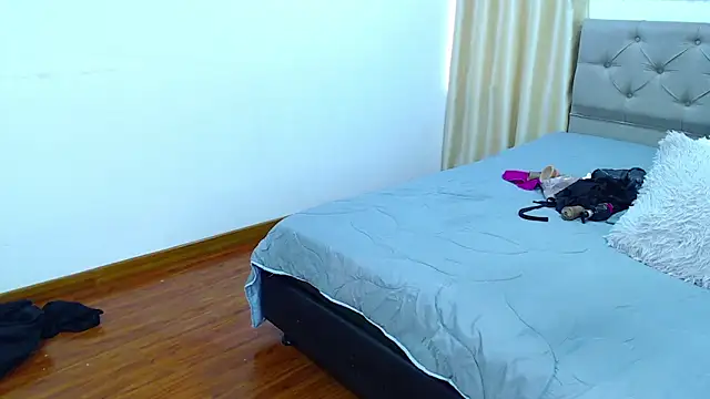 sasi_luna's cam snapshot