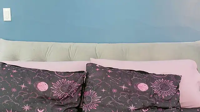 SaraBearXo's cam snapshot