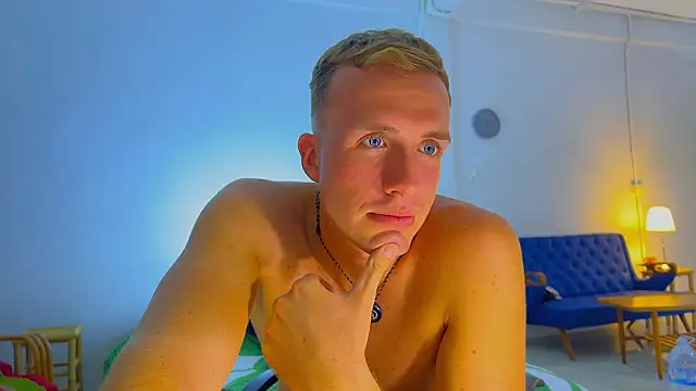 tommy_cumfinger live sex cam