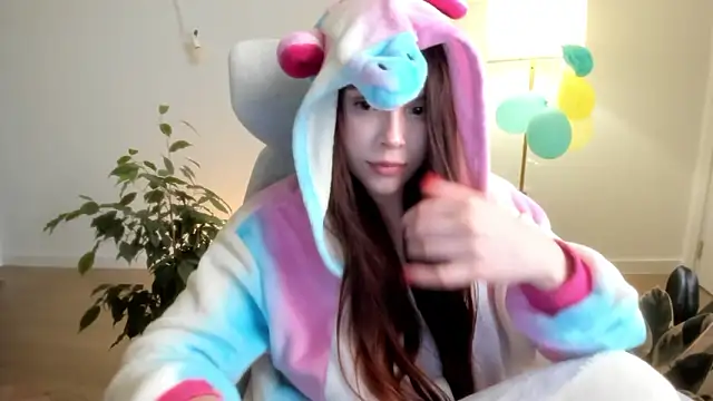 stacyluxxe's cam snapshot