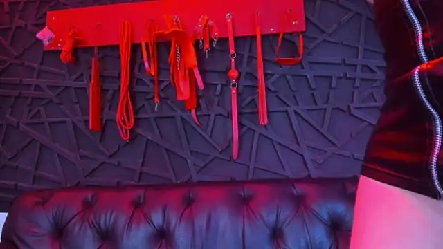 Ivannaakozlov_'s cam snapshot