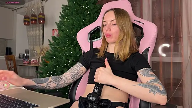 Melissaluvvv's cam snapshot