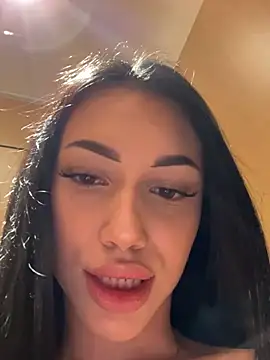 ilariea_girl live sex cam