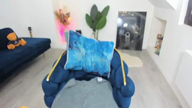 CrazyDollxx's cam snapshot