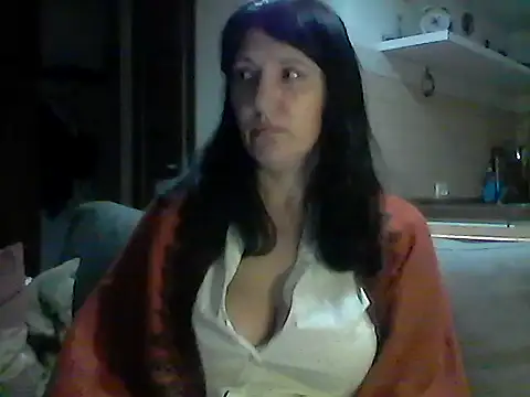 Elena48324's cam snapshot