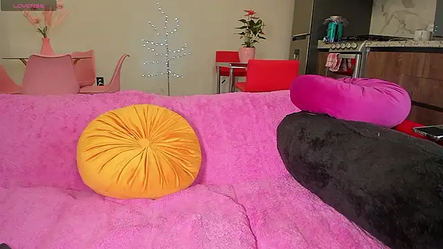 gogaboobs's cam snapshot