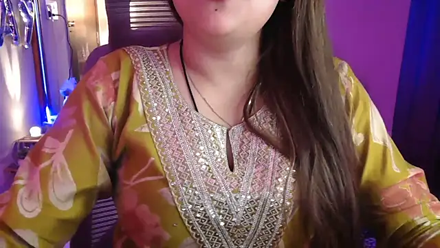 Mitikaa live sex cam