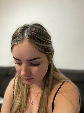 imlindapink's cam snapshot