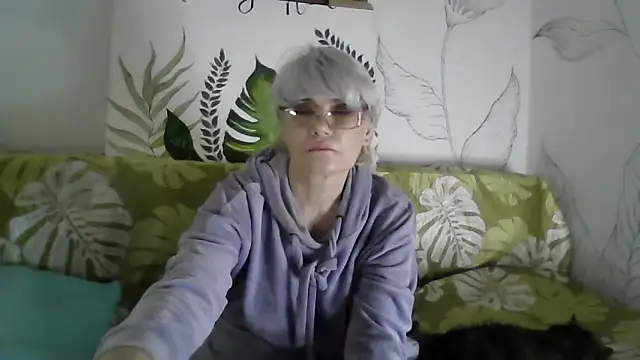 Catty_Lady's cam snapshot