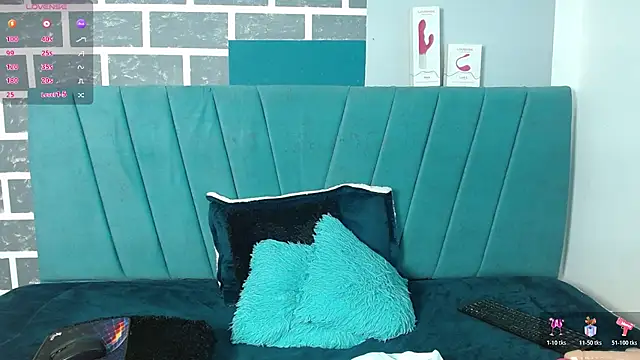 Chloe_Brown3's cam snapshot