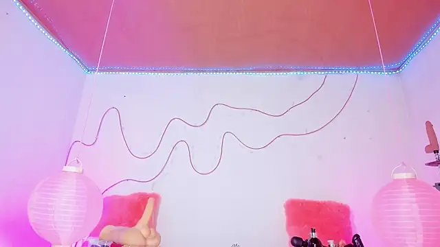 shannon_kinne_'s cam snapshot