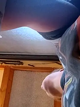 sarahkat86's cam snapshot