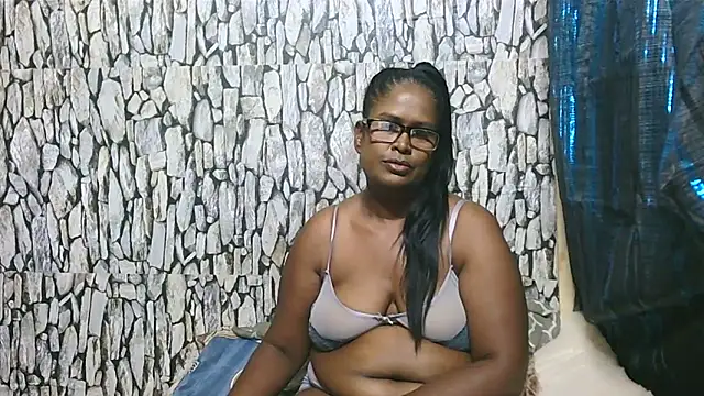 Exotic_indian95's cam snapshot