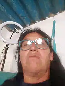 clarita_01's cam snapshot