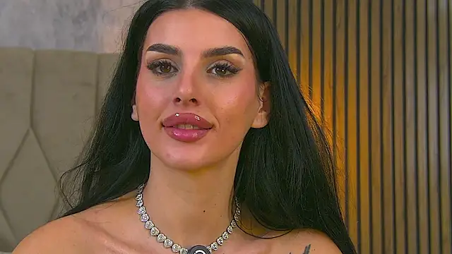 AmyBlair's cam snapshot