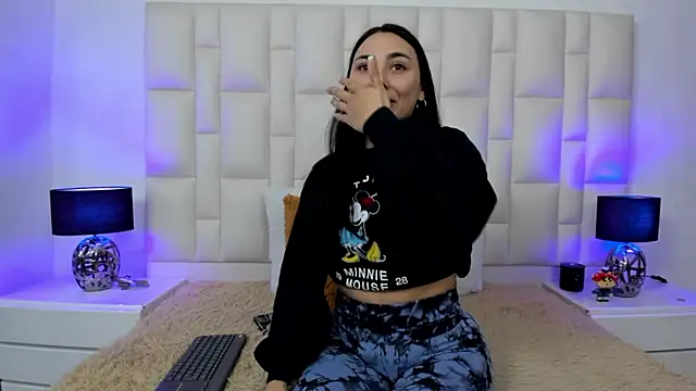 Ariana_rouse's cam snapshot