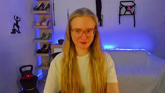 NancyHottie's cam snapshot