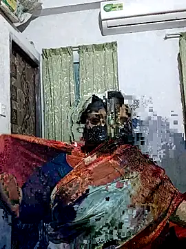 momo_loves's cam snapshot