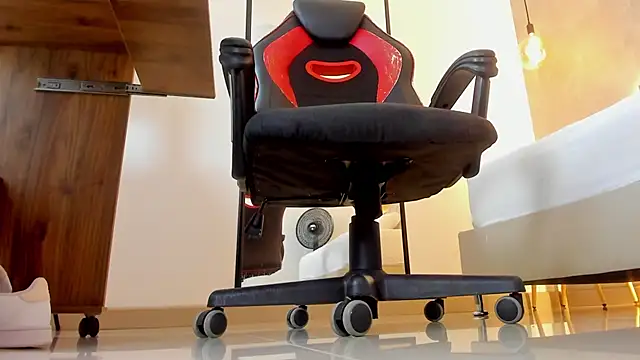 alma_fenix's cam snapshot