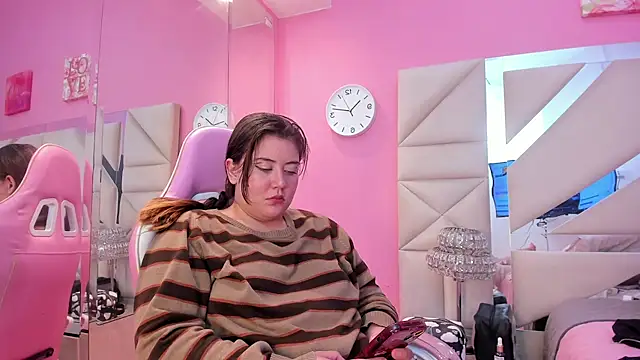 rousse_millers's cam snapshot