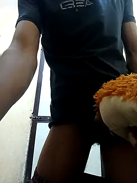 kartik433's cam snapshot