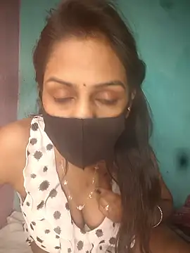 larahotg's cam snapshot